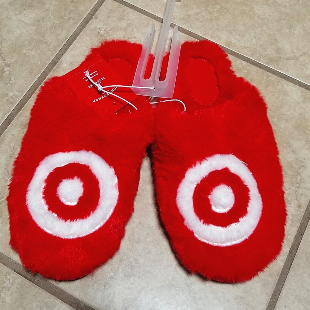Target Bullseye Slippers (US Womens 7/8, Mens 5/6)